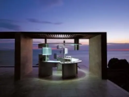 Acropolis, cucina ad isola futuristica