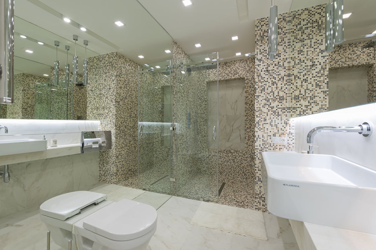 Comfort domestico: tecnologia e design per un bagno caldo e accogliente