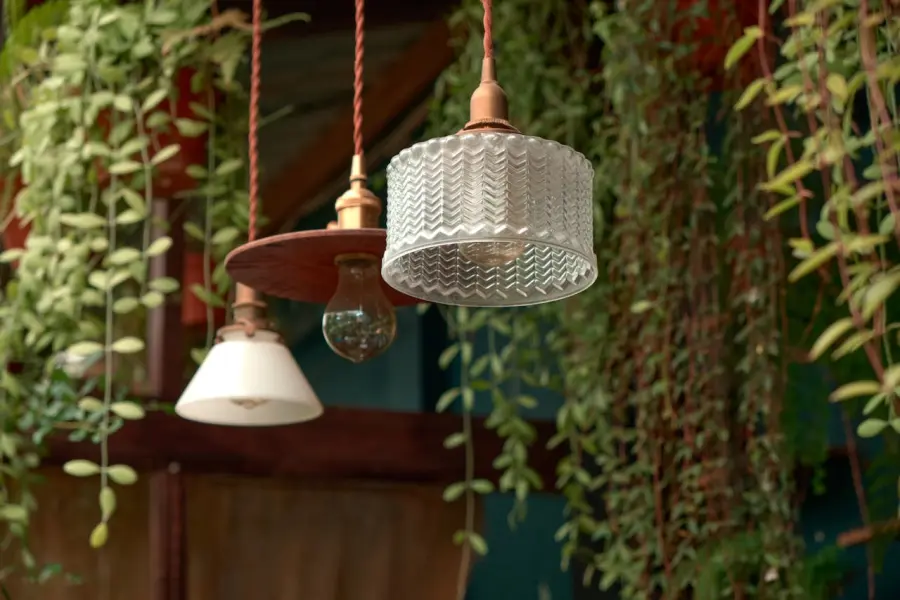 Come scegliere le lampade per il giardino