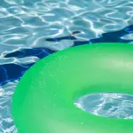 Come evitare infezioni in piscina? I prodotti da utilizzare