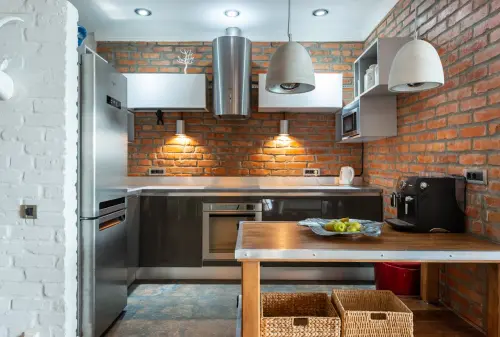 Il fascino discreto e antico delle cucine in muratura