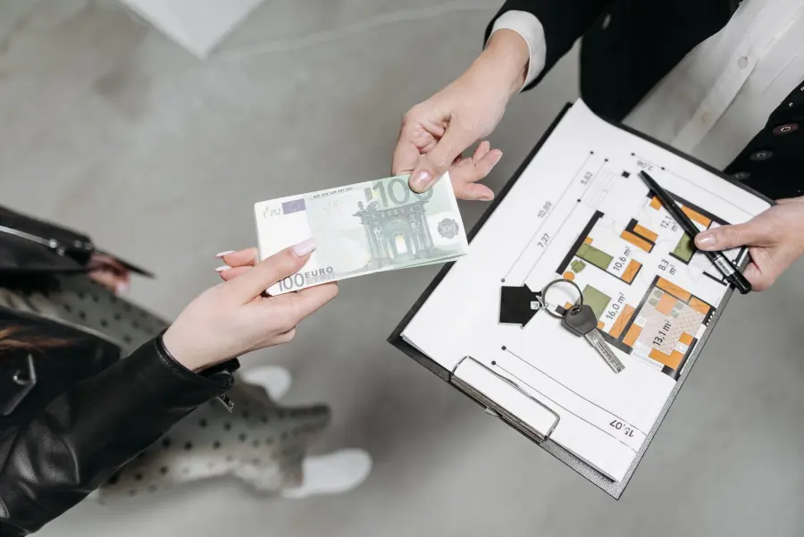 Comprare casa da ristrutturare: le verifiche pre-rogito