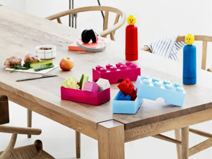 Scatole e complementi d'arredo targati Lego