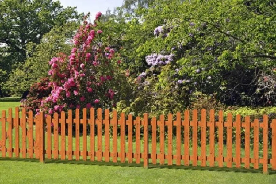 Recinzioni in legno: un modo elegante per delimitare le aree verdi degli edifici